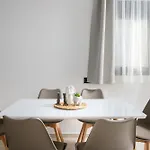 Villa Petrus Luxury In Old - 3 Bedrooms & 3 Bathrooms