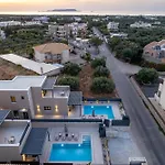 Villa Petrus Luxury In Old - 3 Bedrooms & 3 Bathrooms