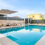 Petrus Luxury In Old - 3 Bedrooms & 3 Bathrooms * Hersonissos (Crete)