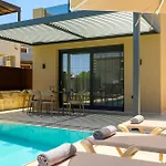 Villa Petrus Luxury In Old - 3 Bedrooms & 3 Bathrooms *