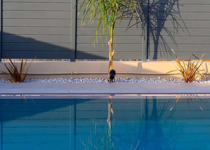 Petrus Luxury In Old - 3 Bedrooms & 3 Bathrooms *