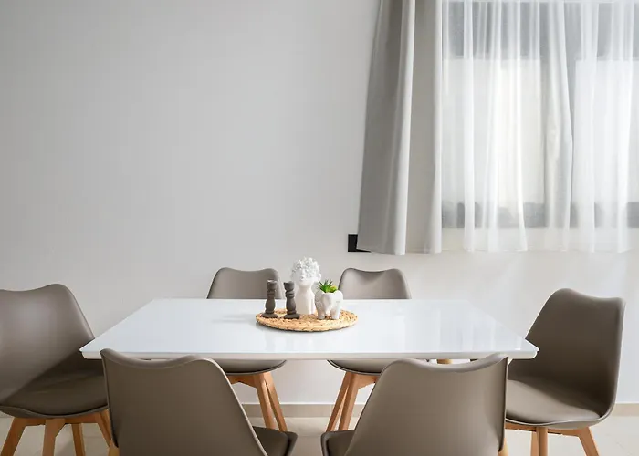 Vilă Petrus Luxury In Old - 3 Bedrooms & 3 Bathrooms