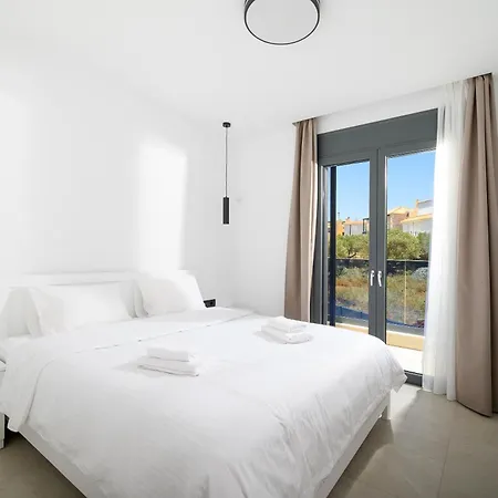 Petrus Luxury In Old - 3 Bedrooms & 3 Bathrooms