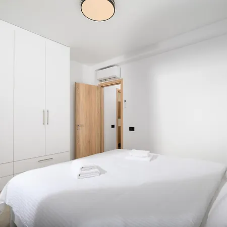 Petrus Luxury In Old - 3 Bedrooms & 3 Bathrooms * Херсонісос