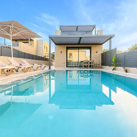 Petrus Luxury In Old - 3 Bedrooms & 3 Bathrooms Willa *