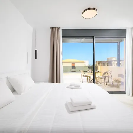 Petrus Luxury In Old - 3 Bedrooms & 3 Bathrooms Willa Hersonissos (Crete)