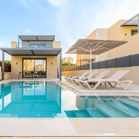 Petrus Luxury In Old - 3 Bedrooms & 3 Bathrooms Hersonissos (Crete)