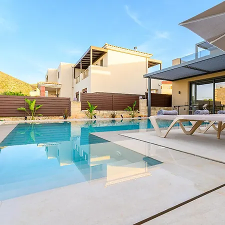 Petrus Luxury In Old - 3 Bedrooms & 3 Bathrooms Villa *