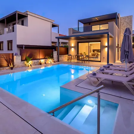 Petrus Luxury In Old - 3 Bedrooms & 3 Bathrooms *