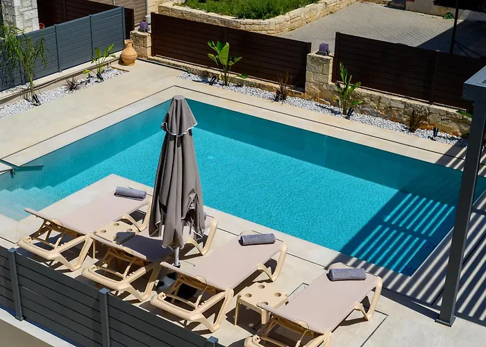 Petrus Luxury In Old - 3 Bedrooms & 3 Bathrooms