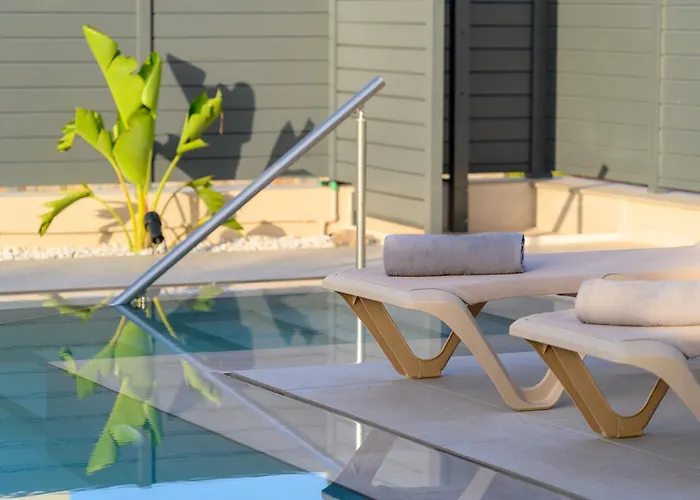 וילה Petrus Luxury In Old - 3 Bedrooms & 3 Bathrooms *