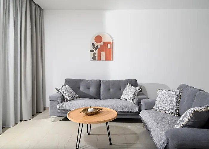 Petrus Luxury In Old - 3 Bedrooms & 3 Bathrooms * הרסוניסוס