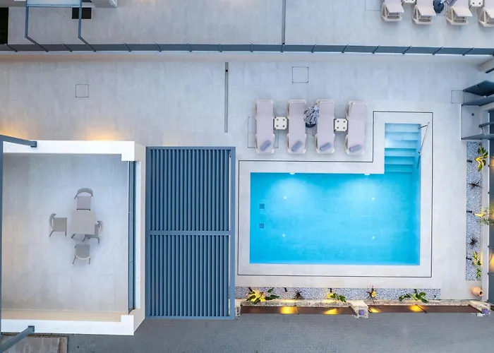 Petrus Luxury In Old - 3 Bedrooms & 3 Bathrooms