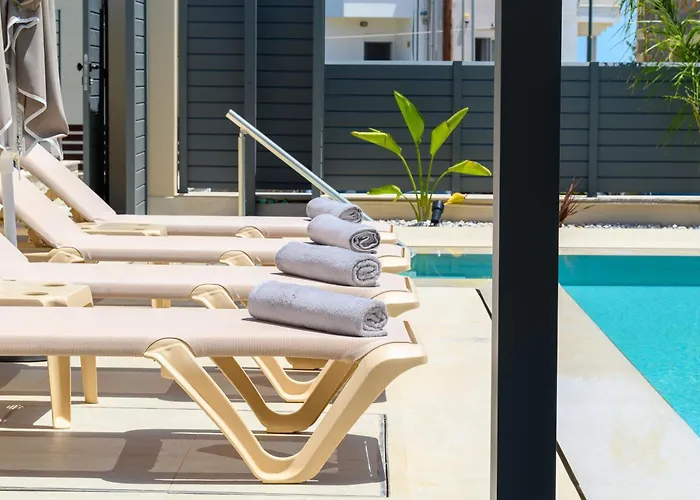 Petrus Luxury In Old - 3 Bedrooms & 3 Bathrooms