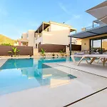 Petrus Luxury In Old - 3 Bedrooms & 3 Bathrooms 빌라 *