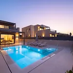 빌라 Petrus Luxury In Old - 3 Bedrooms & 3 Bathrooms