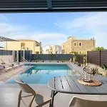 빌라 Petrus Luxury In Old - 3 Bedrooms & 3 Bathrooms