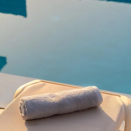 Petrus Luxury In Old - 3 Bedrooms & 3 Bathrooms Hersonissos (Crete)