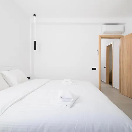 Petrus Luxury In Old - 3 Bedrooms & 3 Bathrooms