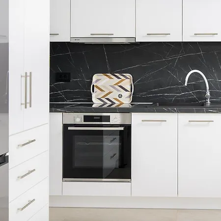 Petrus Luxury In Old - 3 Bedrooms & 3 Bathrooms